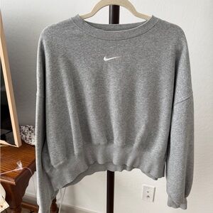 Nike Heather Gray Fleece Sweatshirt